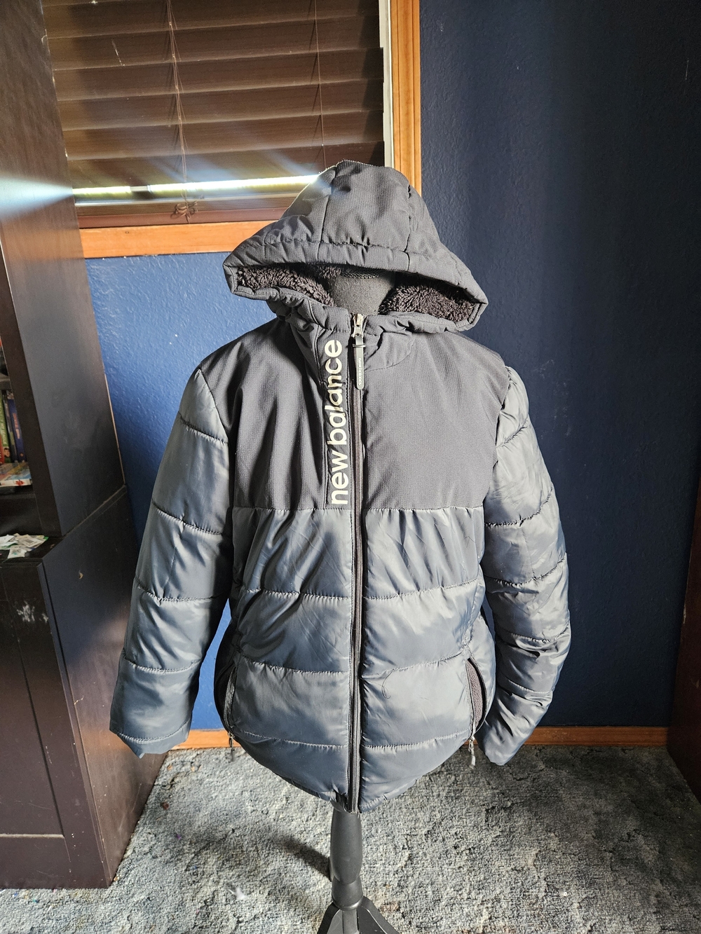 New Balance Women's Hooded Puffer Jacket - Dark Gray/Charcoal